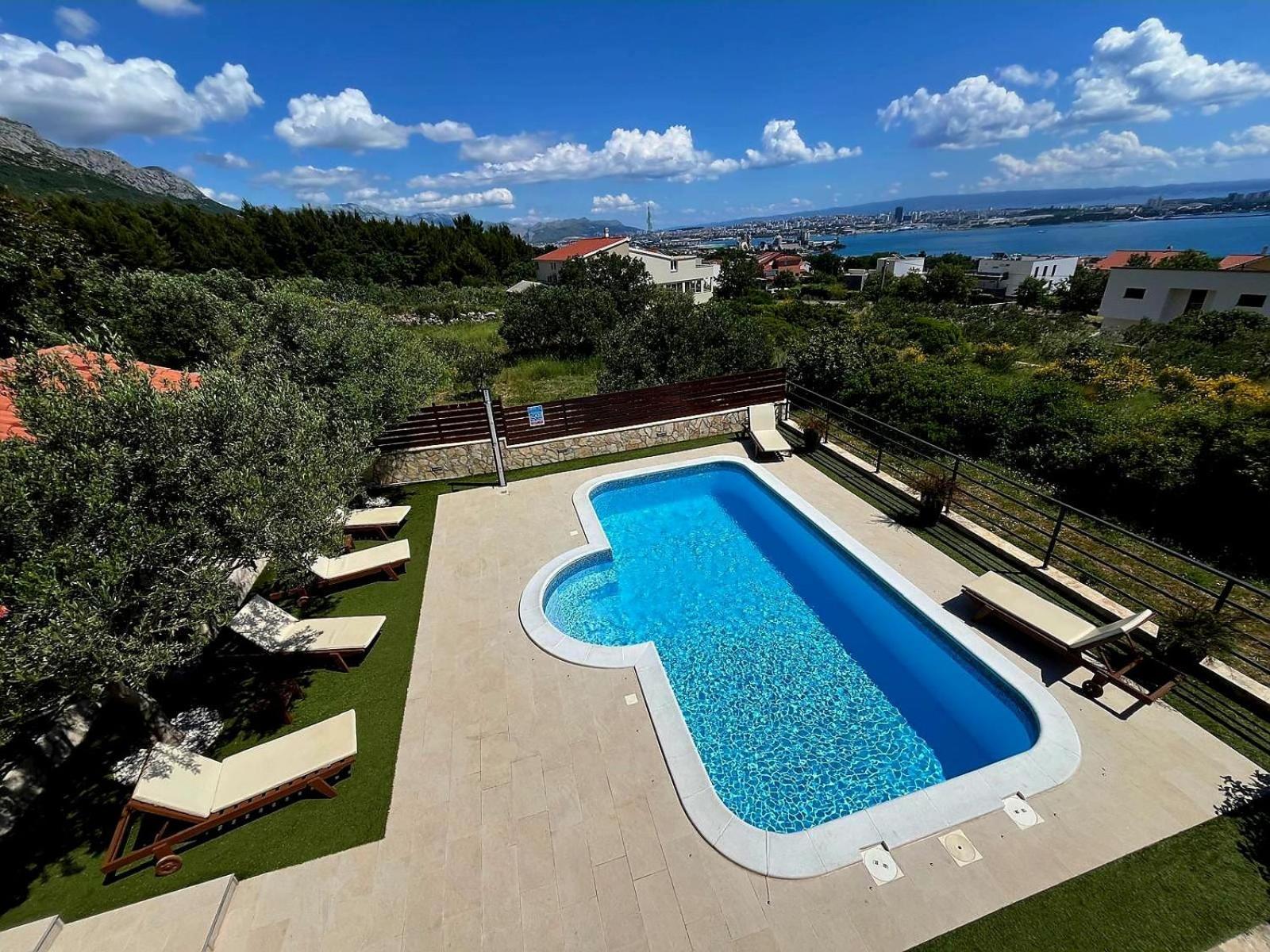 Holiday Home Magic View With Private Heated Pool Kaštela Extérieur photo